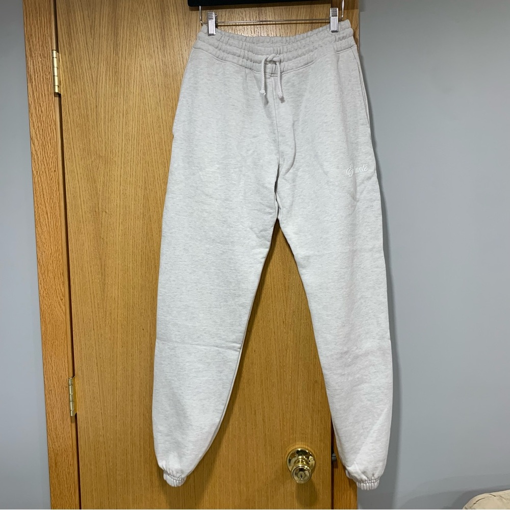 Enchante Heather Gray Sweatpants - Unisex - Size Small